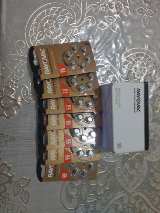 Quloqchin aparatining baterekasi sotiladi