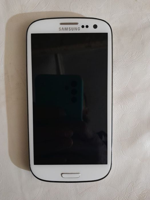 Vând Samsung Galaxy S3 perfect funcționale