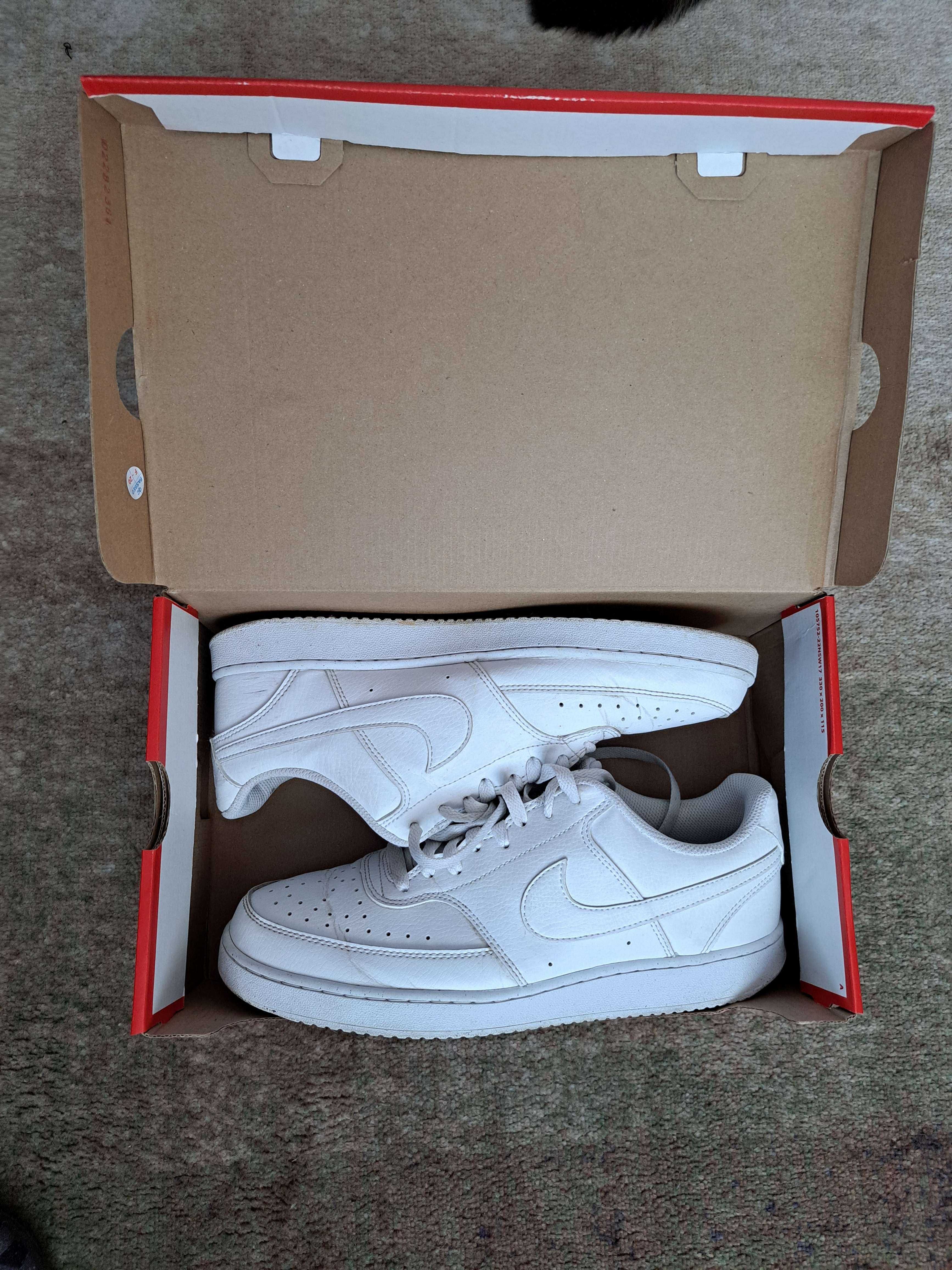 Nike court vision low white