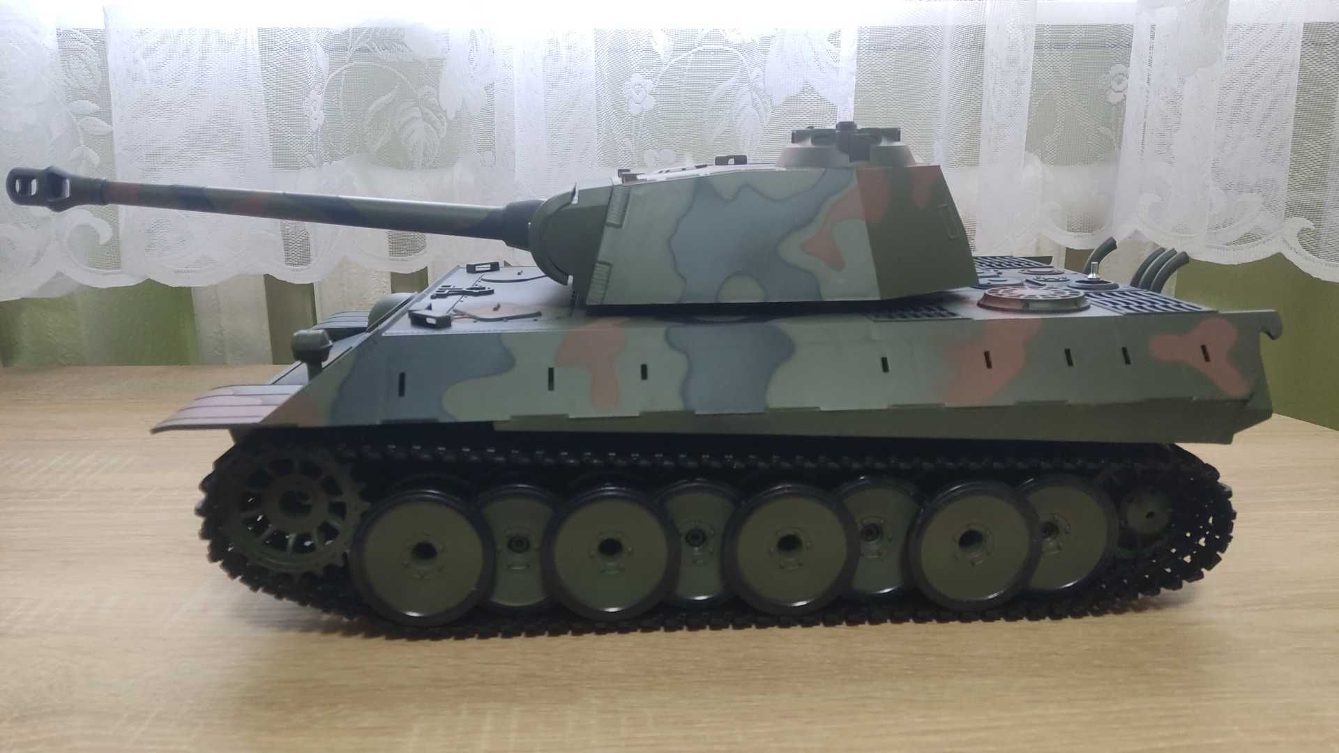 RC  танк Panther