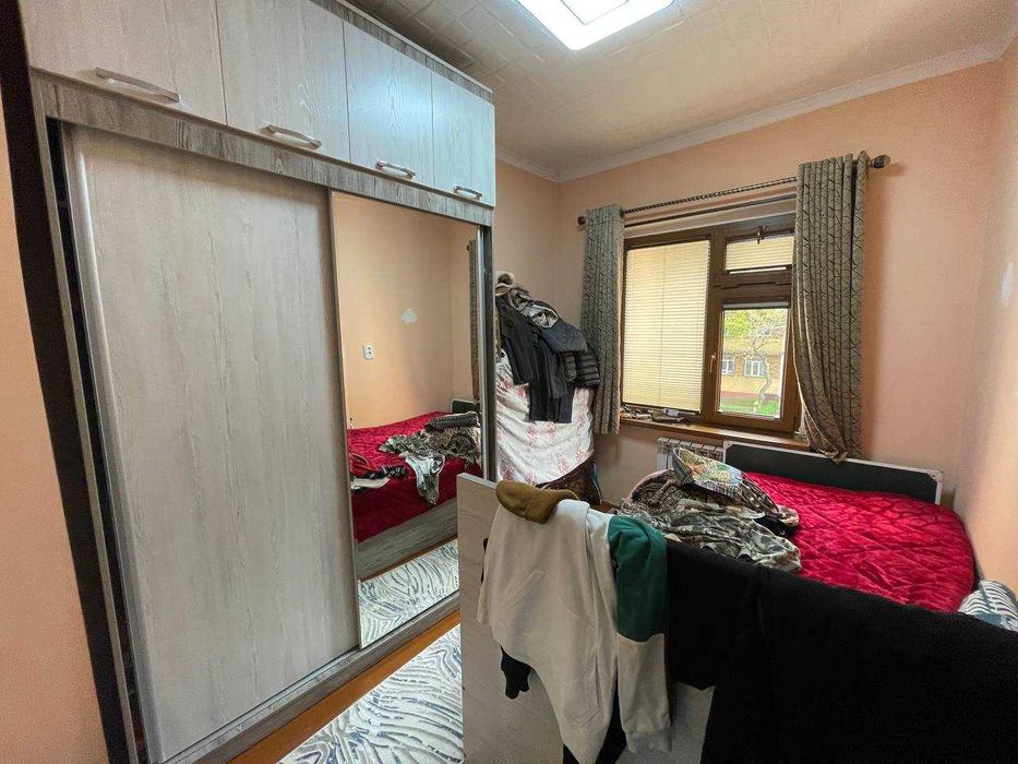 Продается  3-комнатная квартира