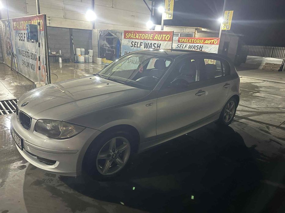 Vand bmw seria1 masina personala