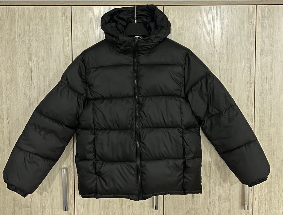 Зимняя куртка (пуховик)