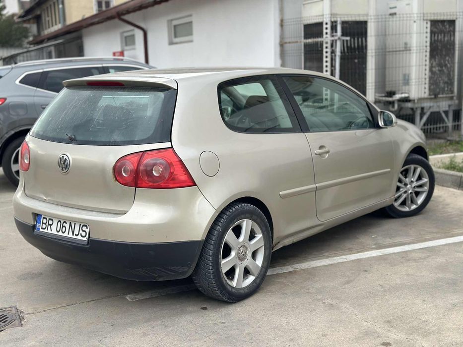 Volkswagen golf V
