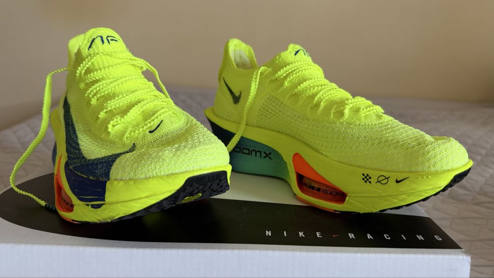 Tenisi Nike racing pentru alergare