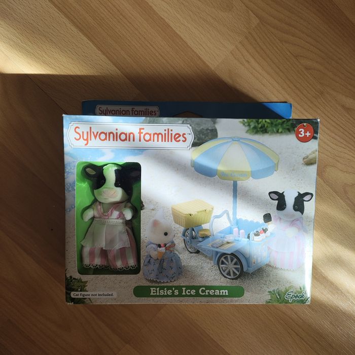 Коровка Элси Sylvanian Families / Elsie's Ice Cream Stand 4658