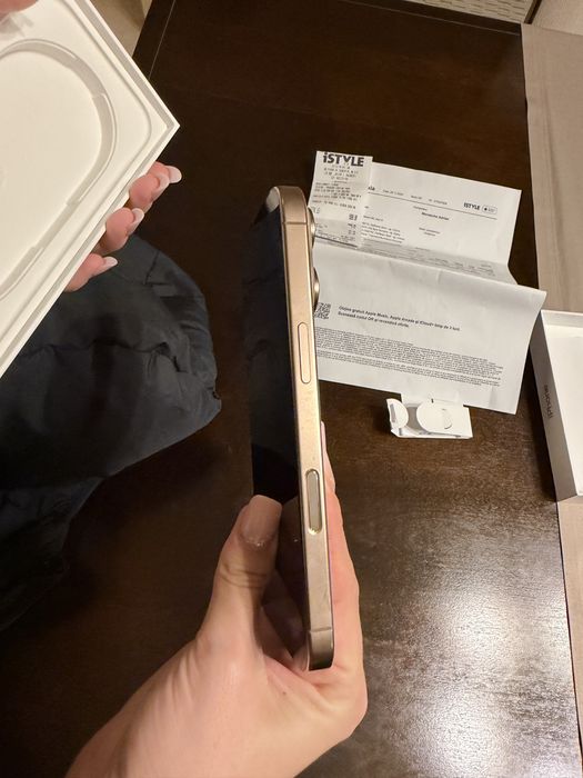 Iphone 16 pro desert titanium 128gb