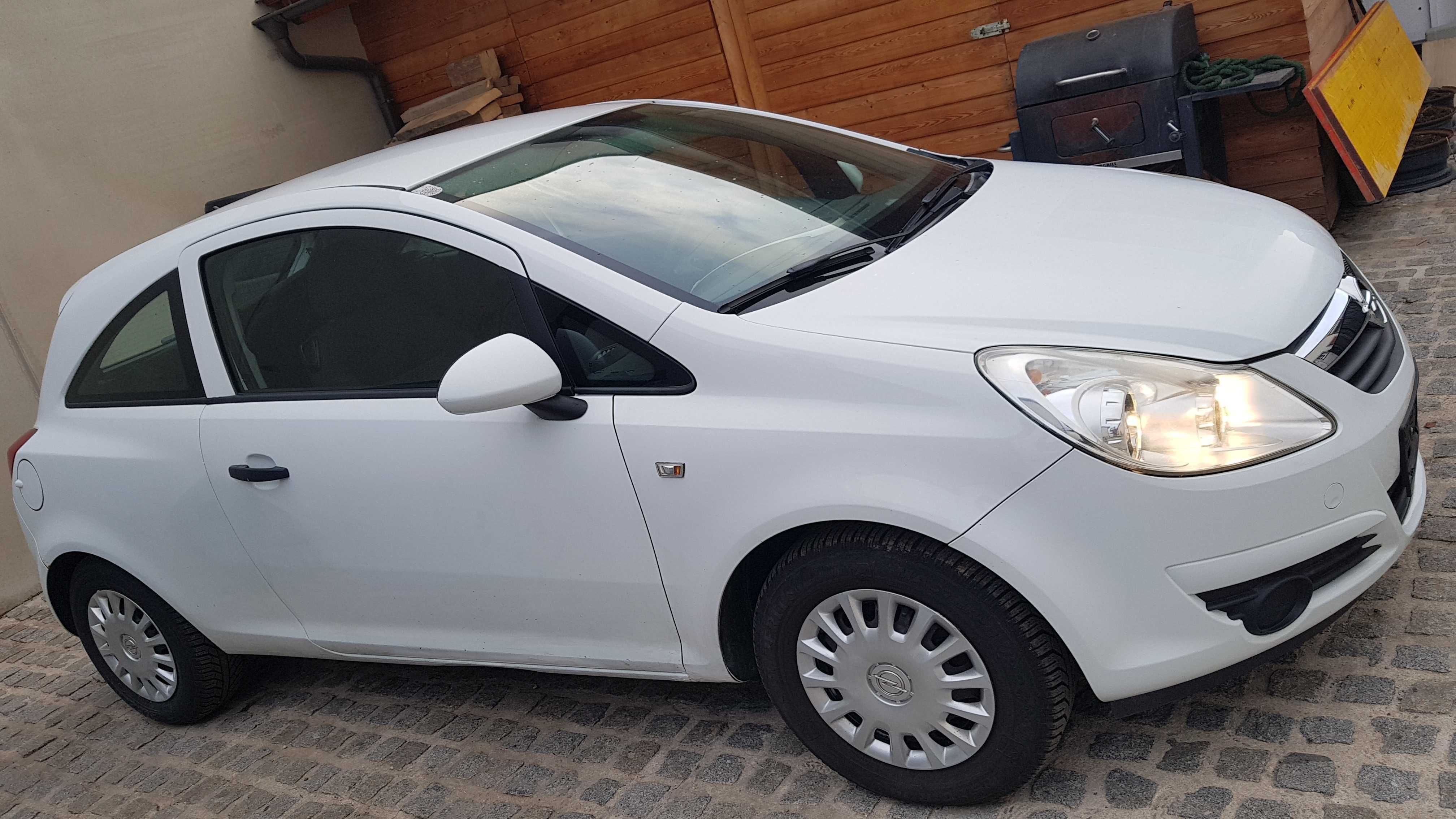 Opel Corsa  1.0 din 2009