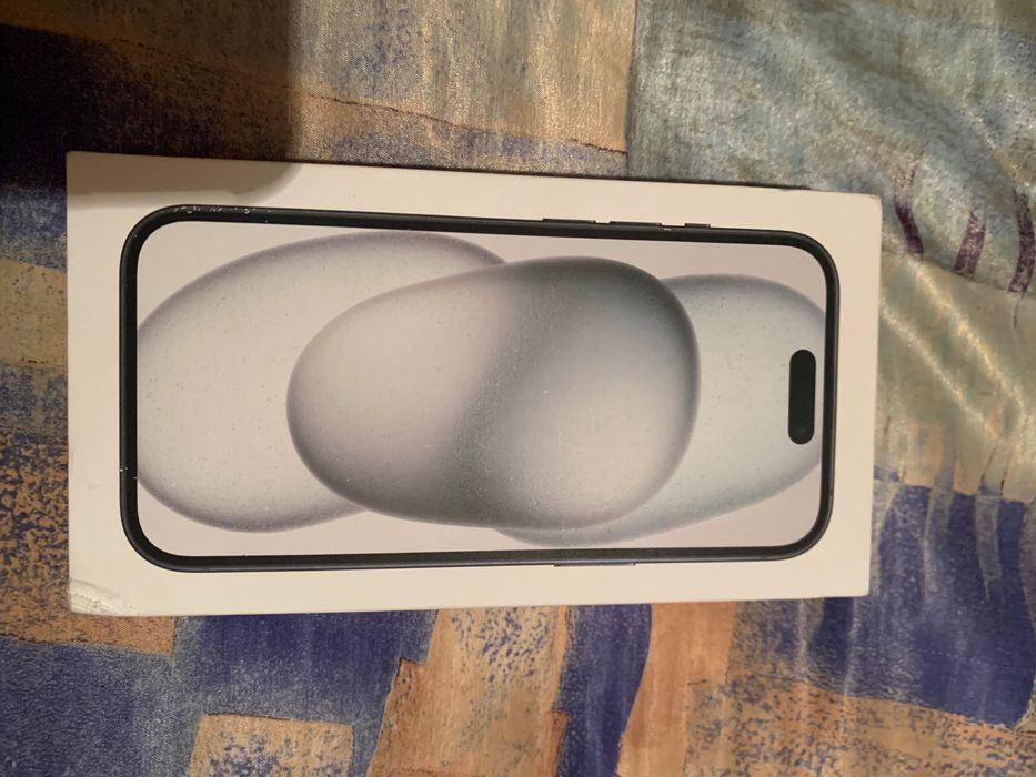 Iphone 15 128gb чисто нов