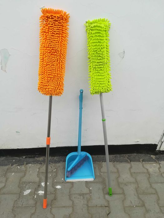 Веники, савочки, швабры