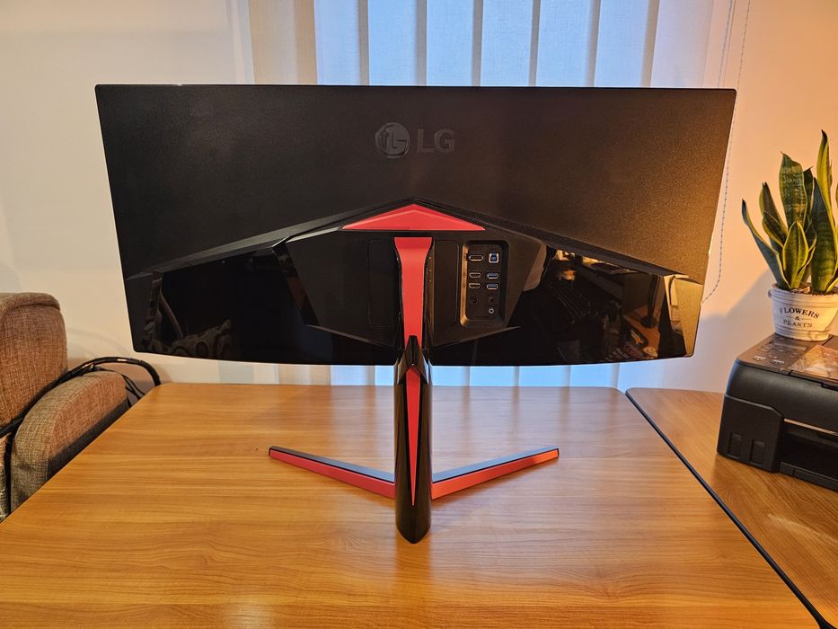 Monitor led ips ultrawide curbat LG 34" 34UC79G 2560x1080 144hz freesy