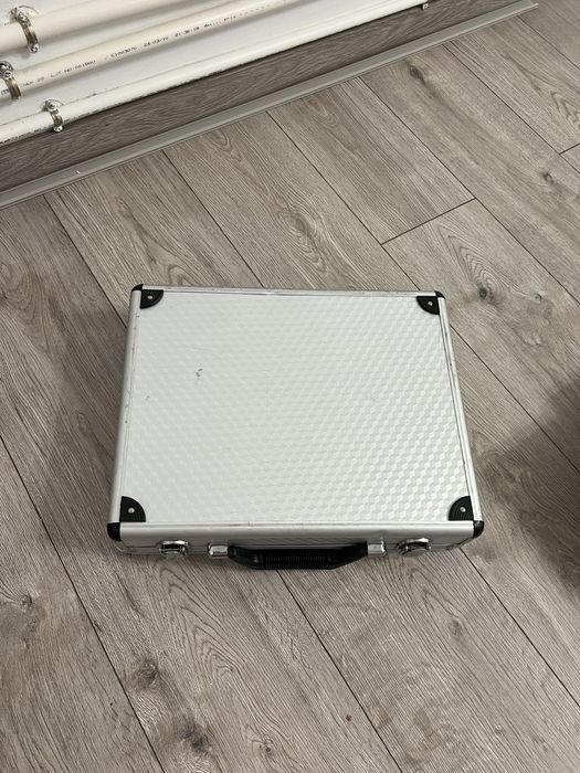 Geanta aluminiu cu maner 38 x 29 x 10 cm