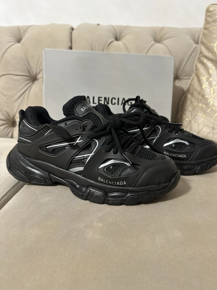 Lichidare de stoc - adidasi armani, boss, d&g, vltn, balenciaga