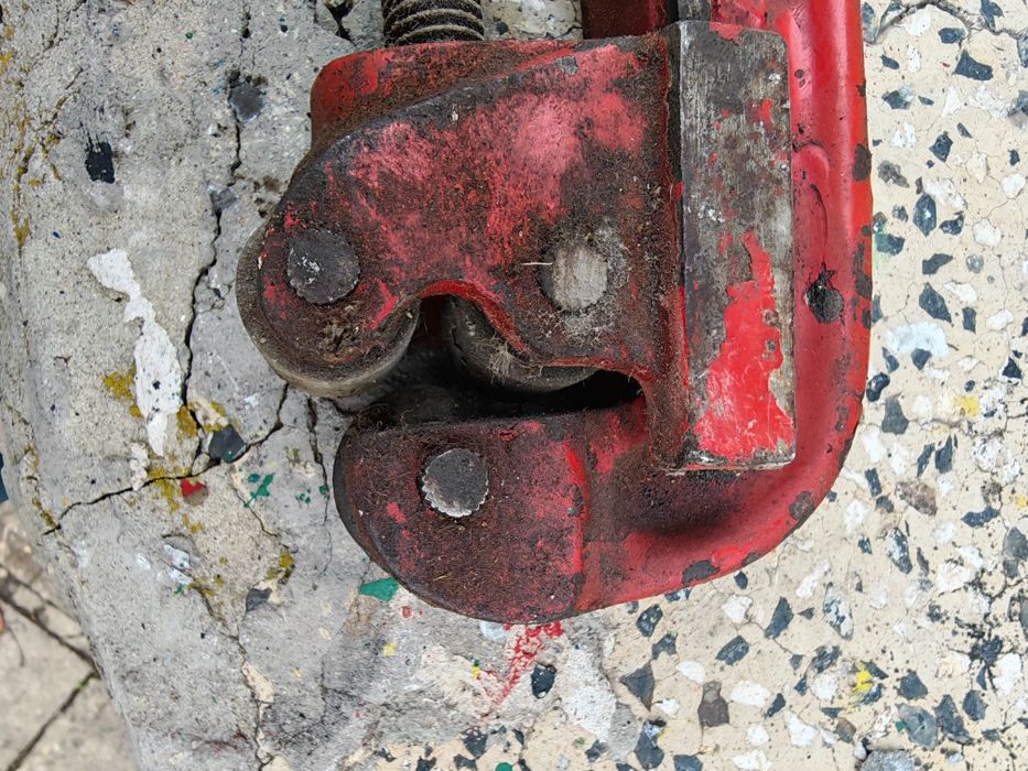 Механичен тръборез