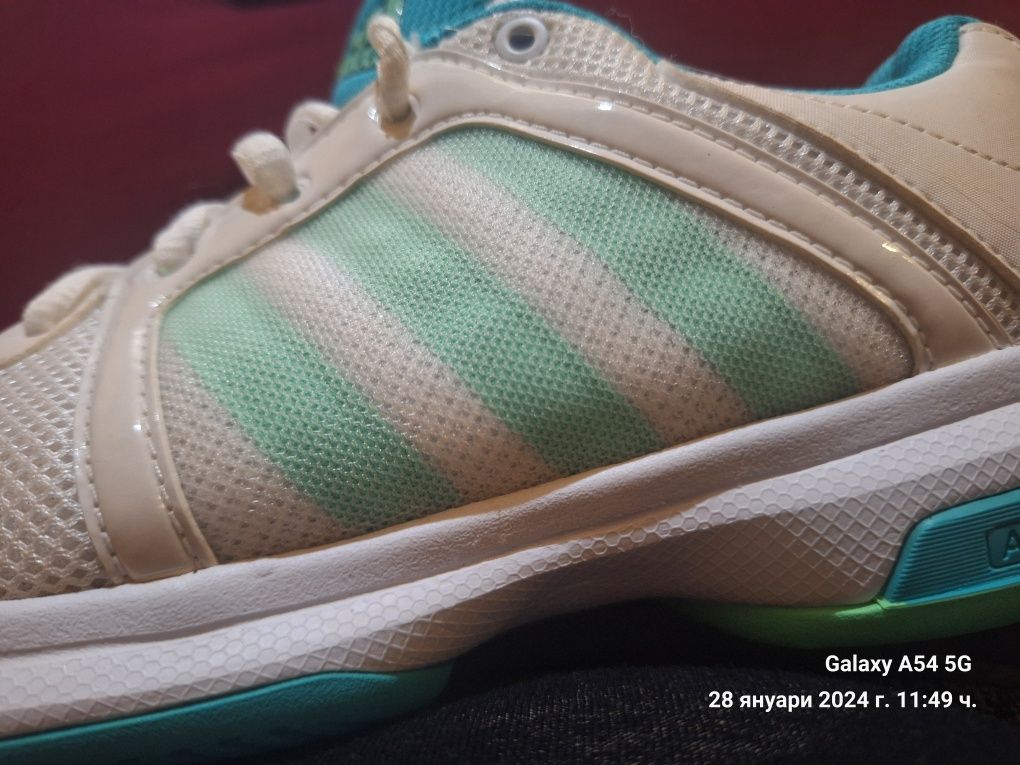 ТОП ОФЕРТА: Оригинални маратонки Adidas ADIWEAR