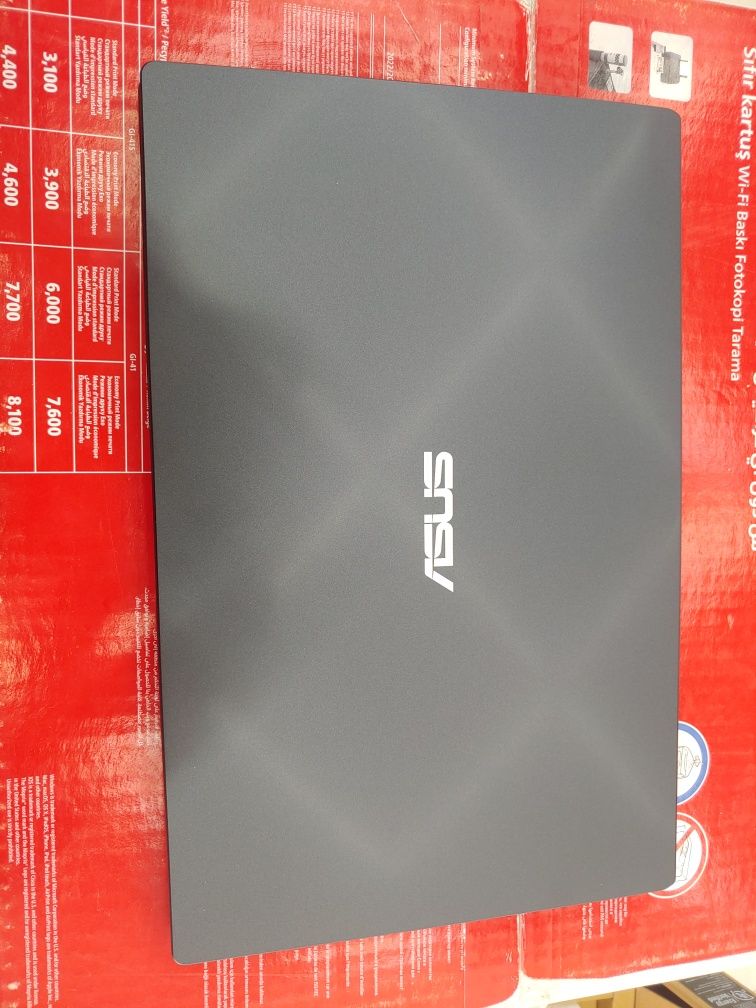 Продаётся ноутбук Asus