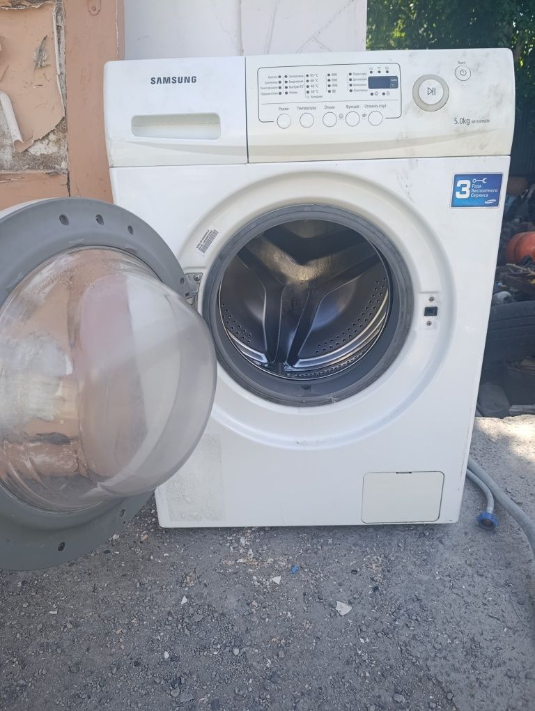 Продам стиральную машинку