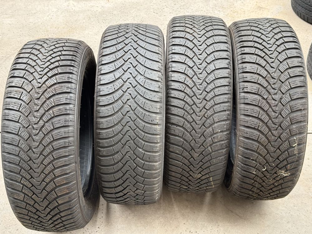 205/60/R16 Falken Eurowinter 4бр зимни dot2022 7мм