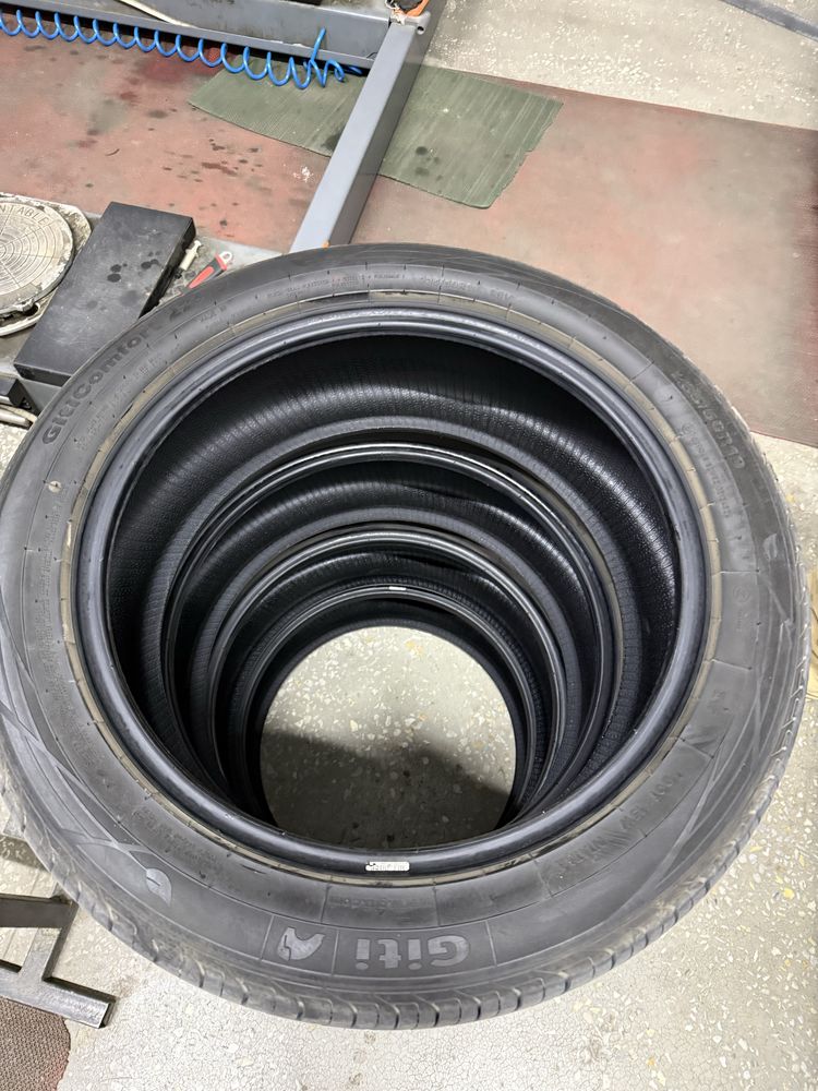 Продаю балон 235/50 R19 от SONG PLUS 6000 тыс пробег