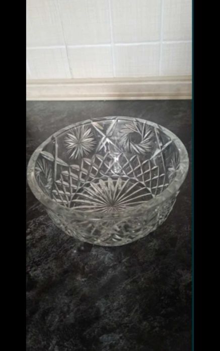 Ваза за 2500  хрустальная продам