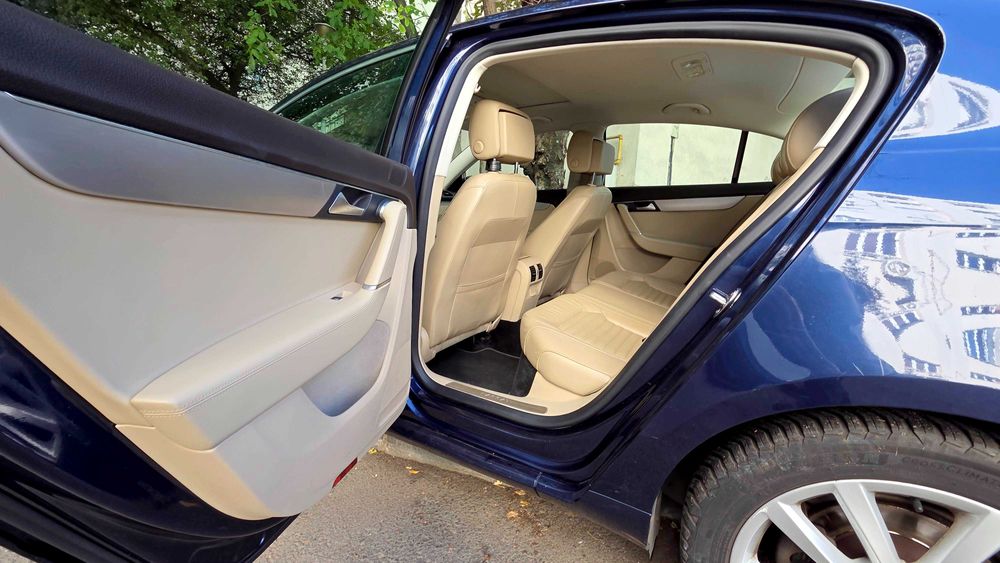 VW Passat B7, DSG, 140 CP, piele crem