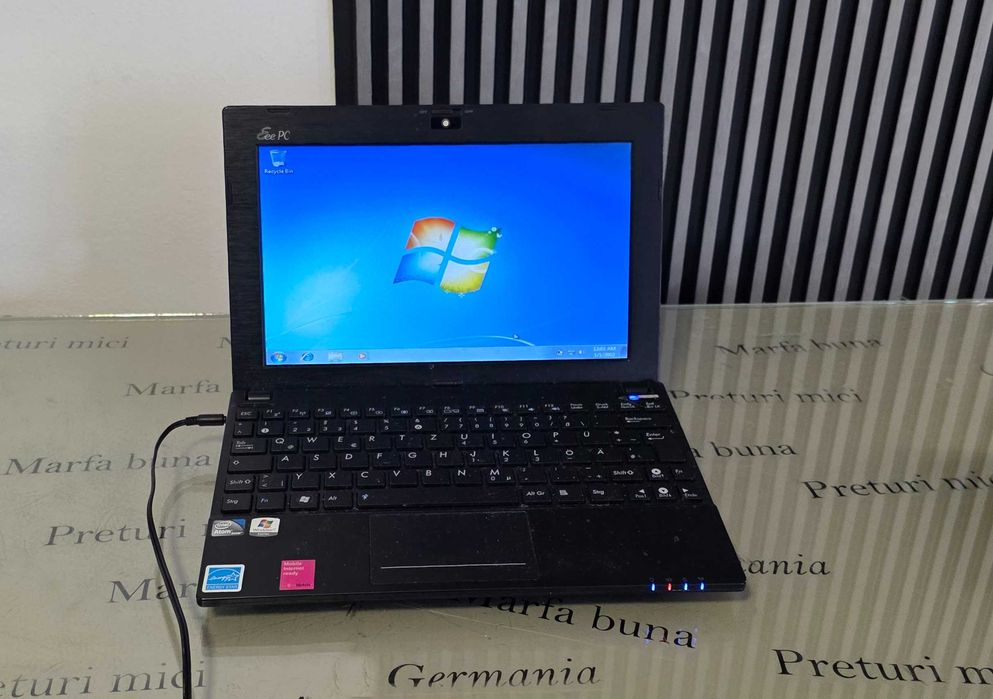 Laptop mini - Asus Eee PC 1016PG - functional,instalat