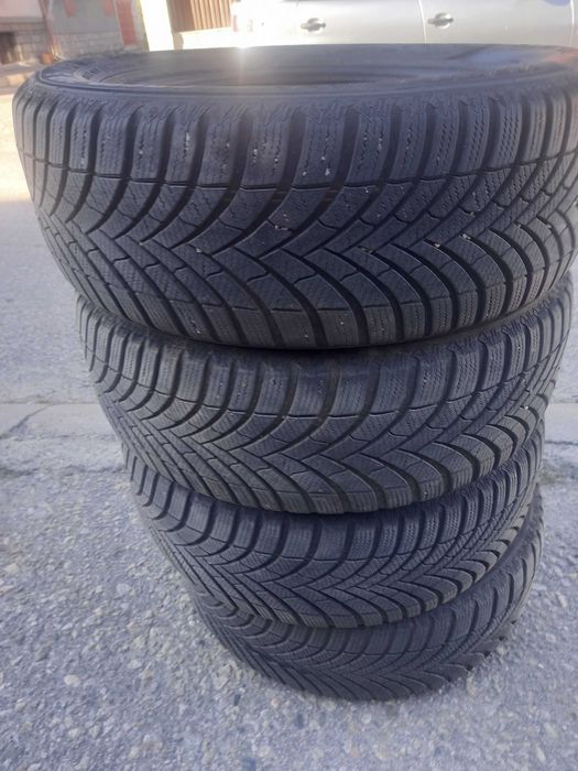 Продавам гуми втора употреба