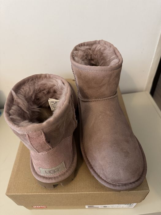 UGG originale marime 37