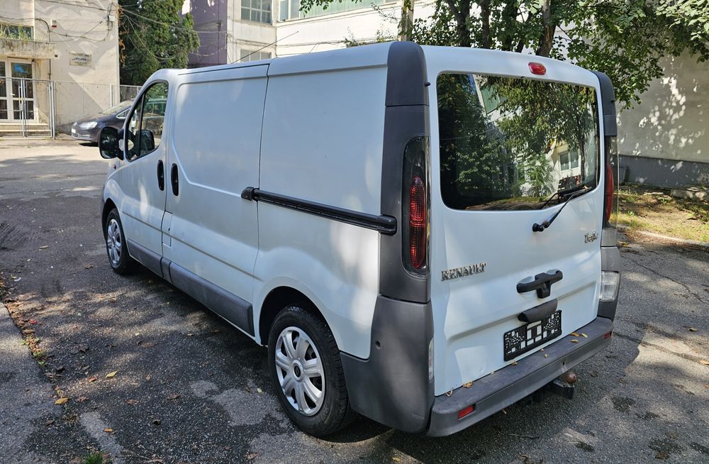Renault Traffic 1.9 dci 101 cp 2005