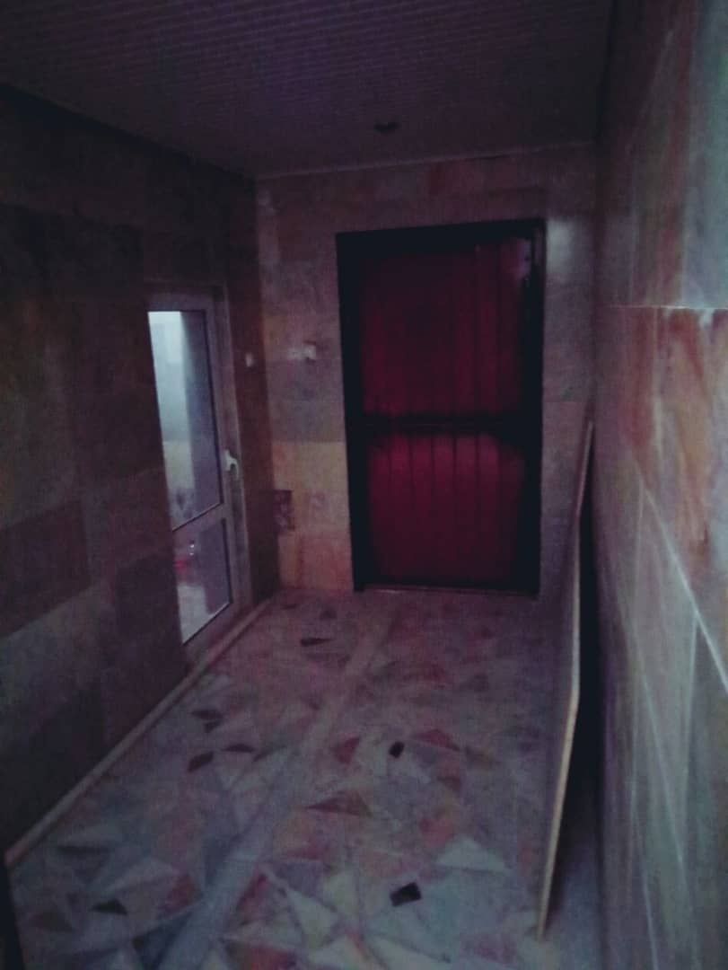 Срочно Буюм бозорда дукон сотилади 44м2