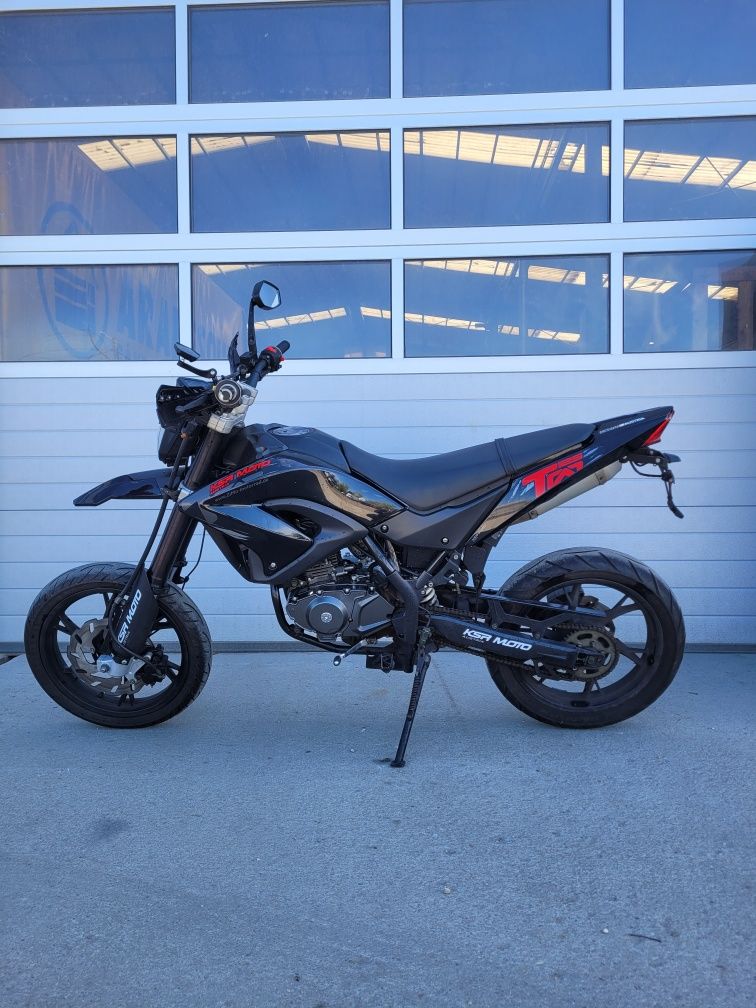 Supermoto 125 A1 19.900 km