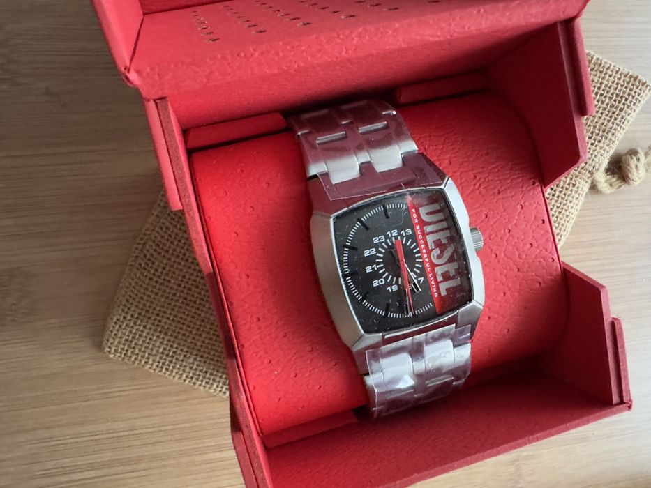 Ceas Diesel barbatesc exceptional nou bratara metalica