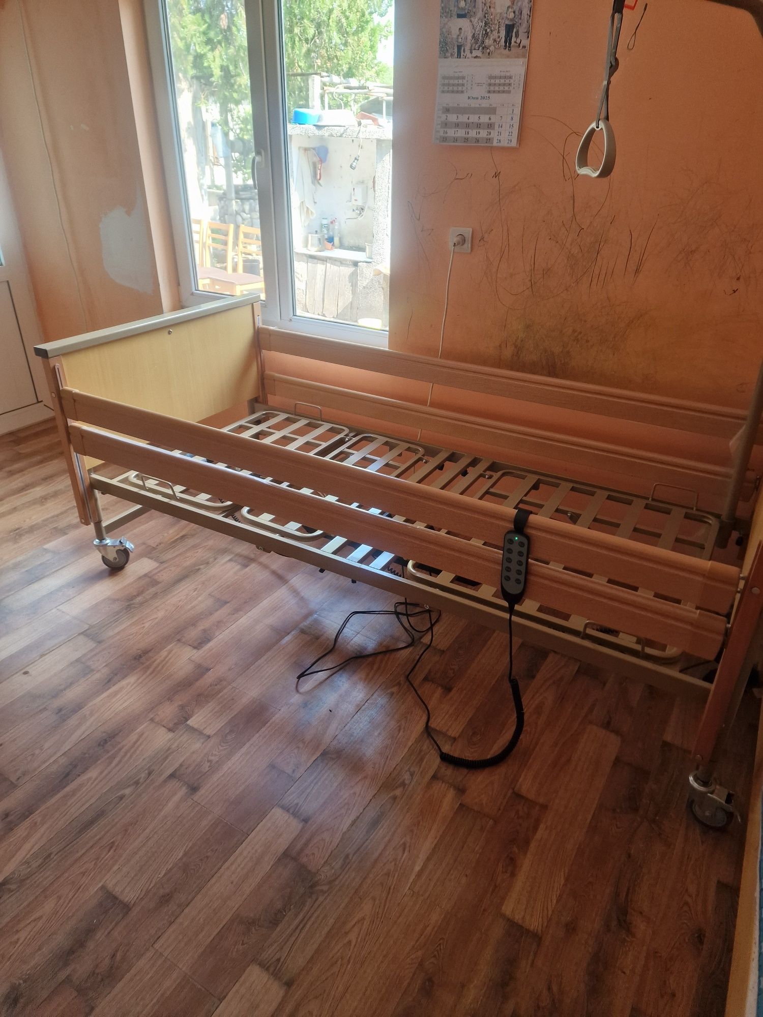 Ортопедично болнично легло ново запазено