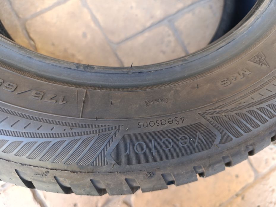Всесезонни гуми Good year 175/65/14 dot 2021