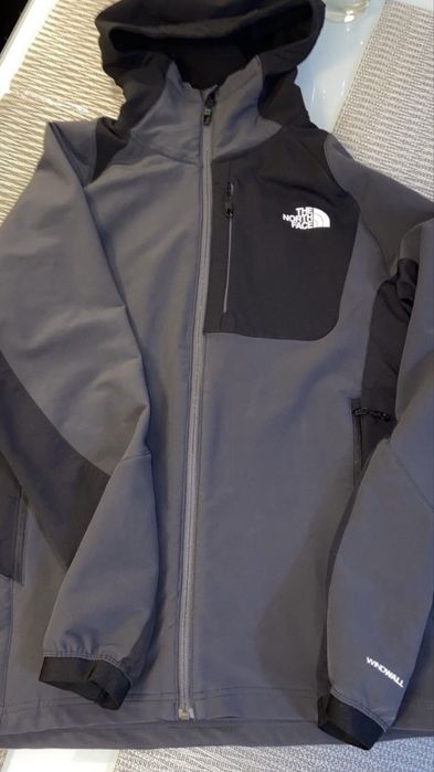 Спешно!!! The North Face softshell ветровка