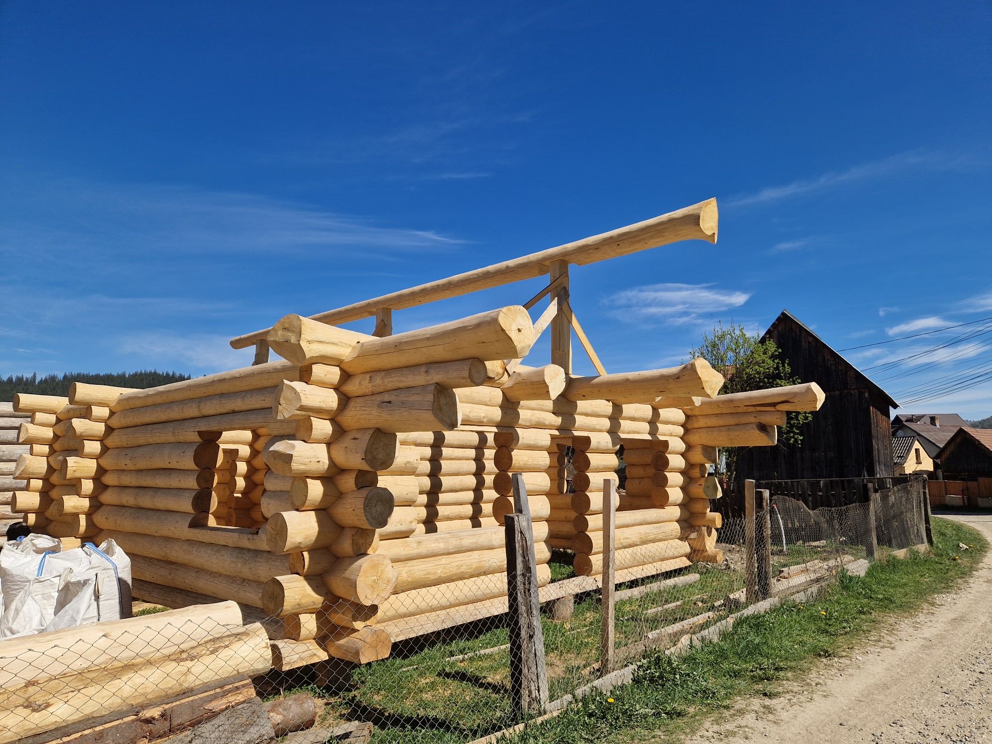Casa lemn rotund
