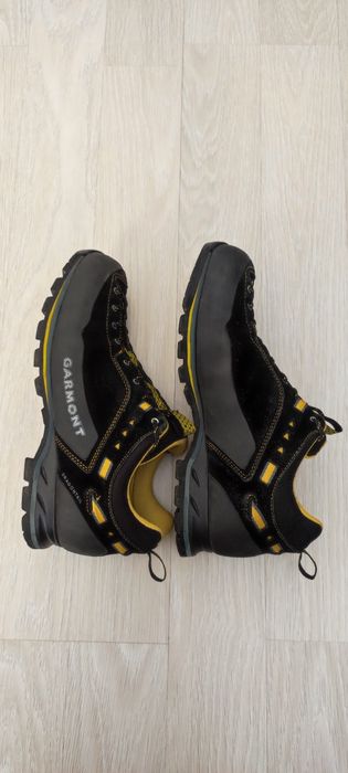 Vând semi ghete GARMONT