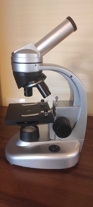 Микроскоп Traveler SU 1070