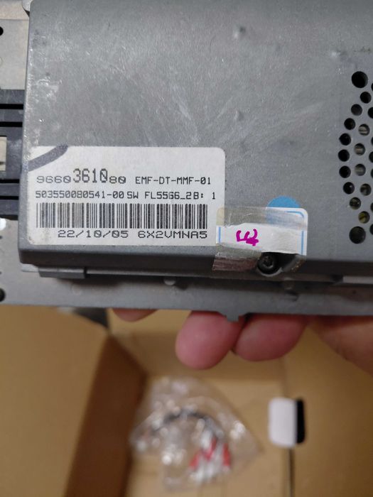 Vand,  sistem navigație Peugeot 407sw