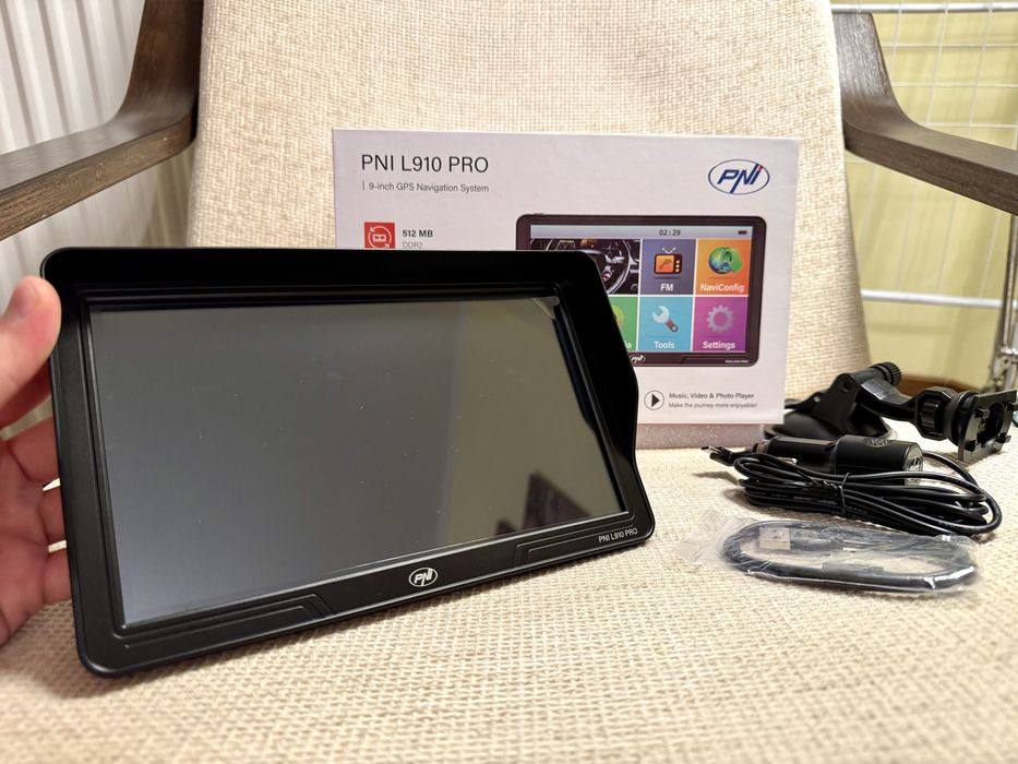 GPS camion tir truck auto PNI L910 PRO ecran 9” 512MB RAM 16GB Full EU