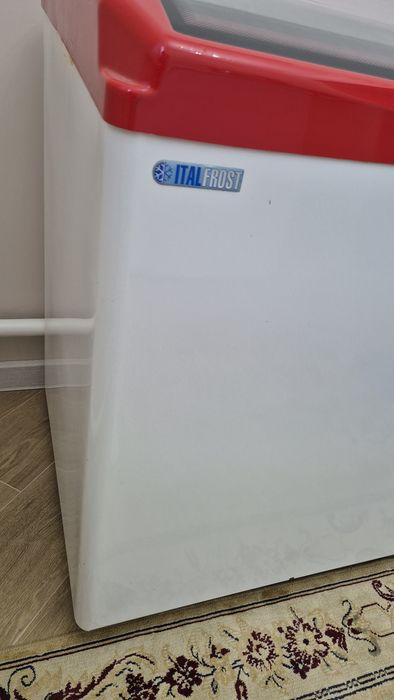 Морозильная витрина