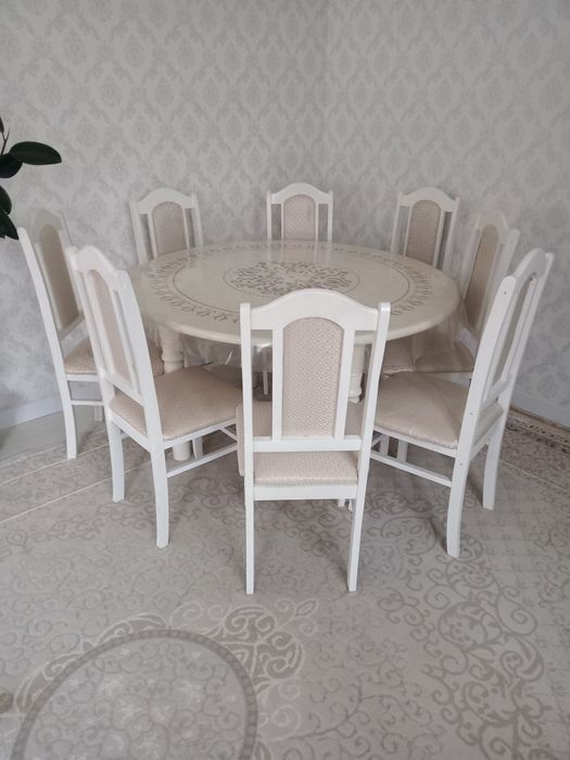 Продам стол со стульями