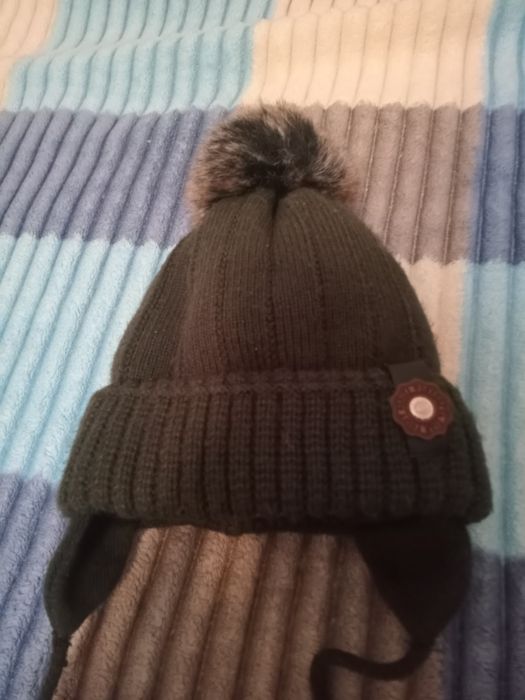 Продам зимние шапочки