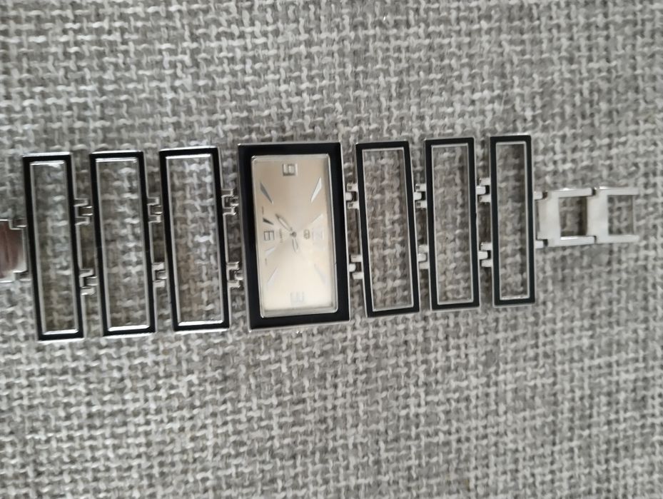 Часы для девушки