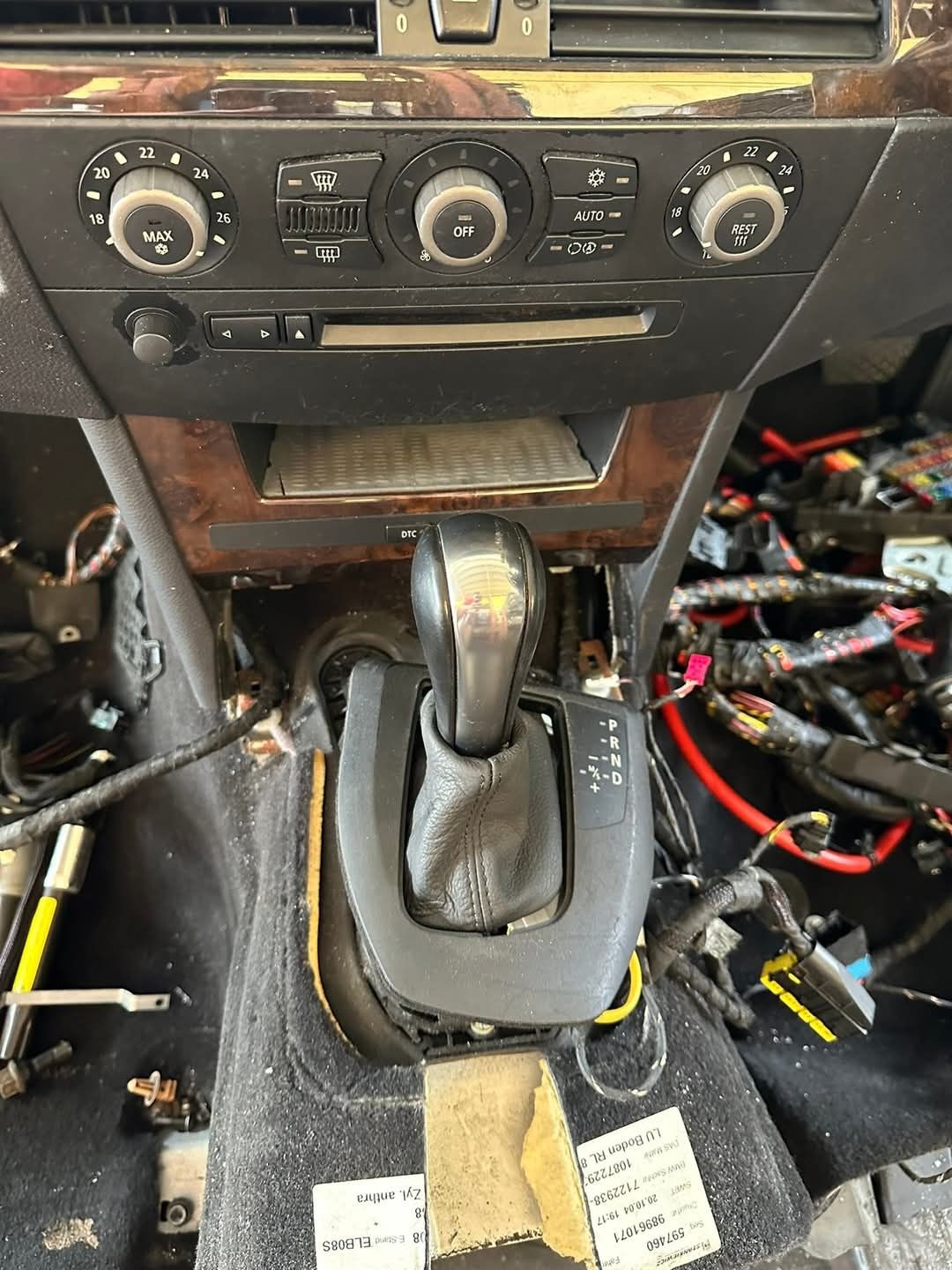 Electromotor + Releu Pornire + Cutie Sigurante + Suport Bmw E60 525d