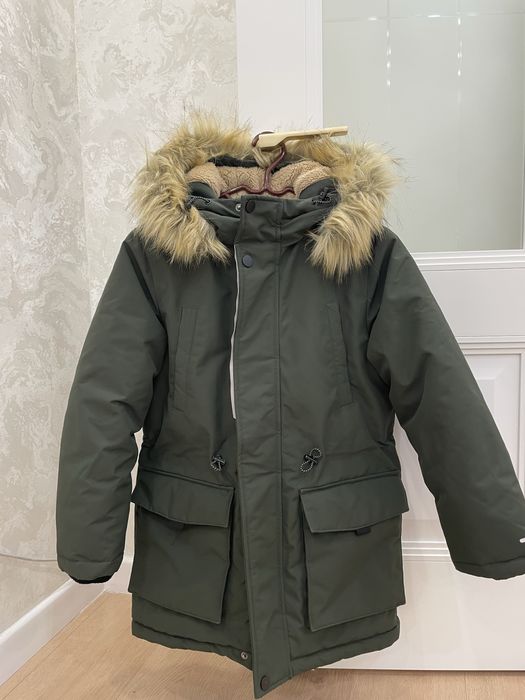 Продам зимнюю куртку на мальчика