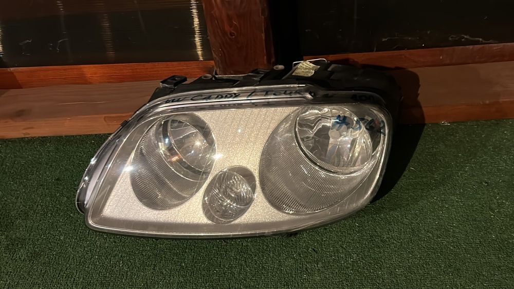 Фар ляв VW Caddy VW Touran 2003-2007г. 2K0.941.005B. #562S