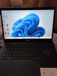 Vand Laptop Asus VivoBook