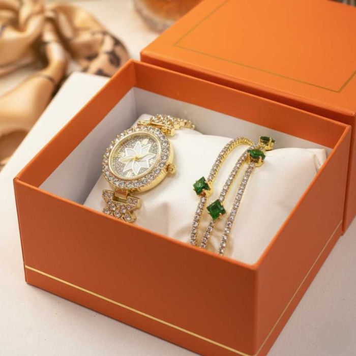 Елегантен часовник с две гривни в подаръчна кутия