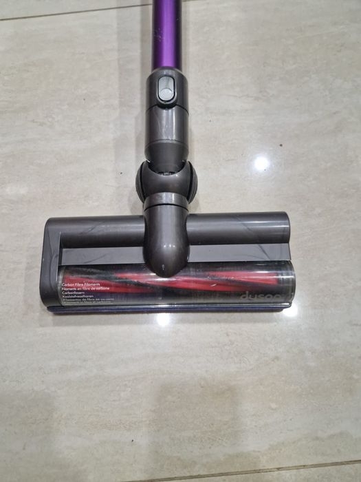 Aspirator dyson v6